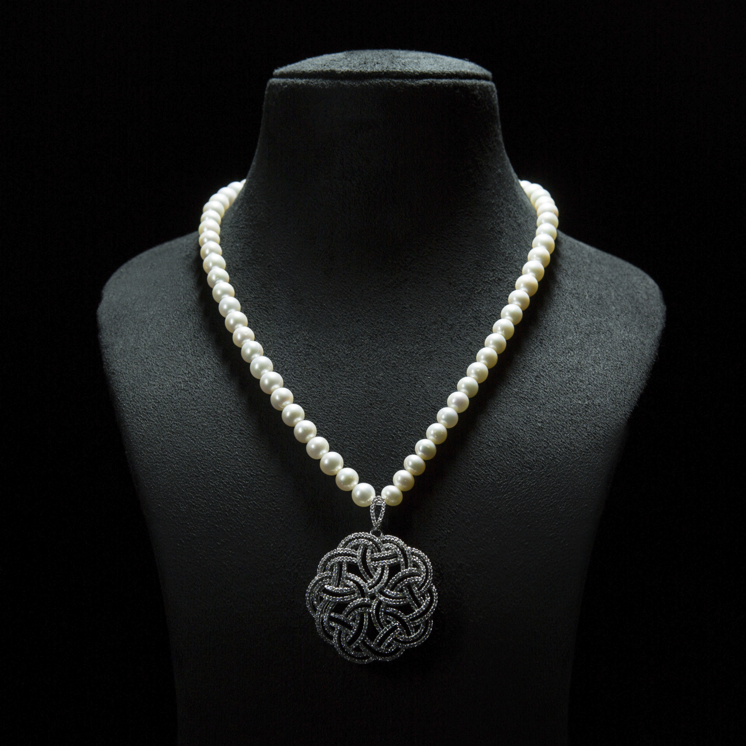 Diamond accent Vintage Celtic Knot white pearl necklace