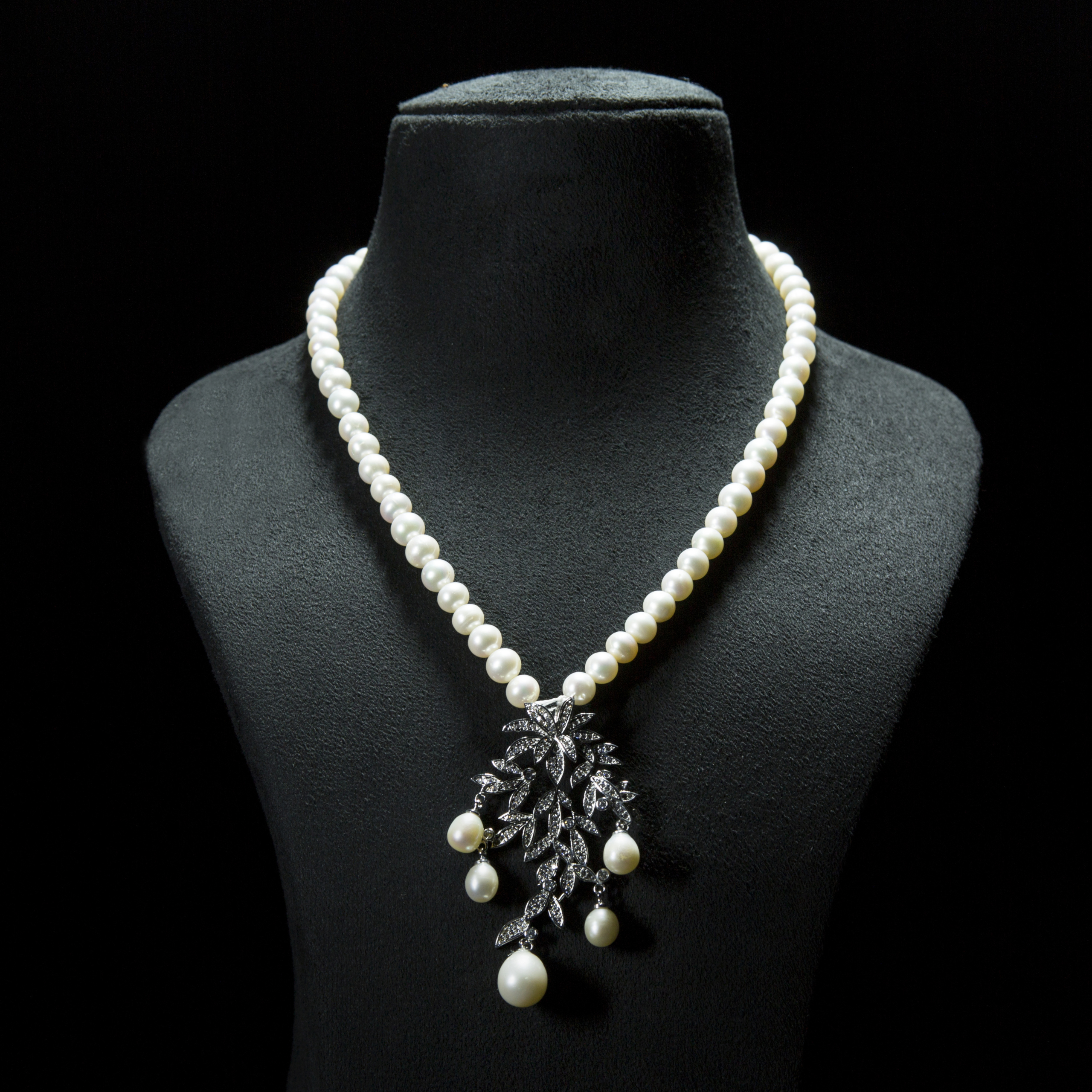 Classic diamond accent leaves white pearl necklace- with hanging pearls