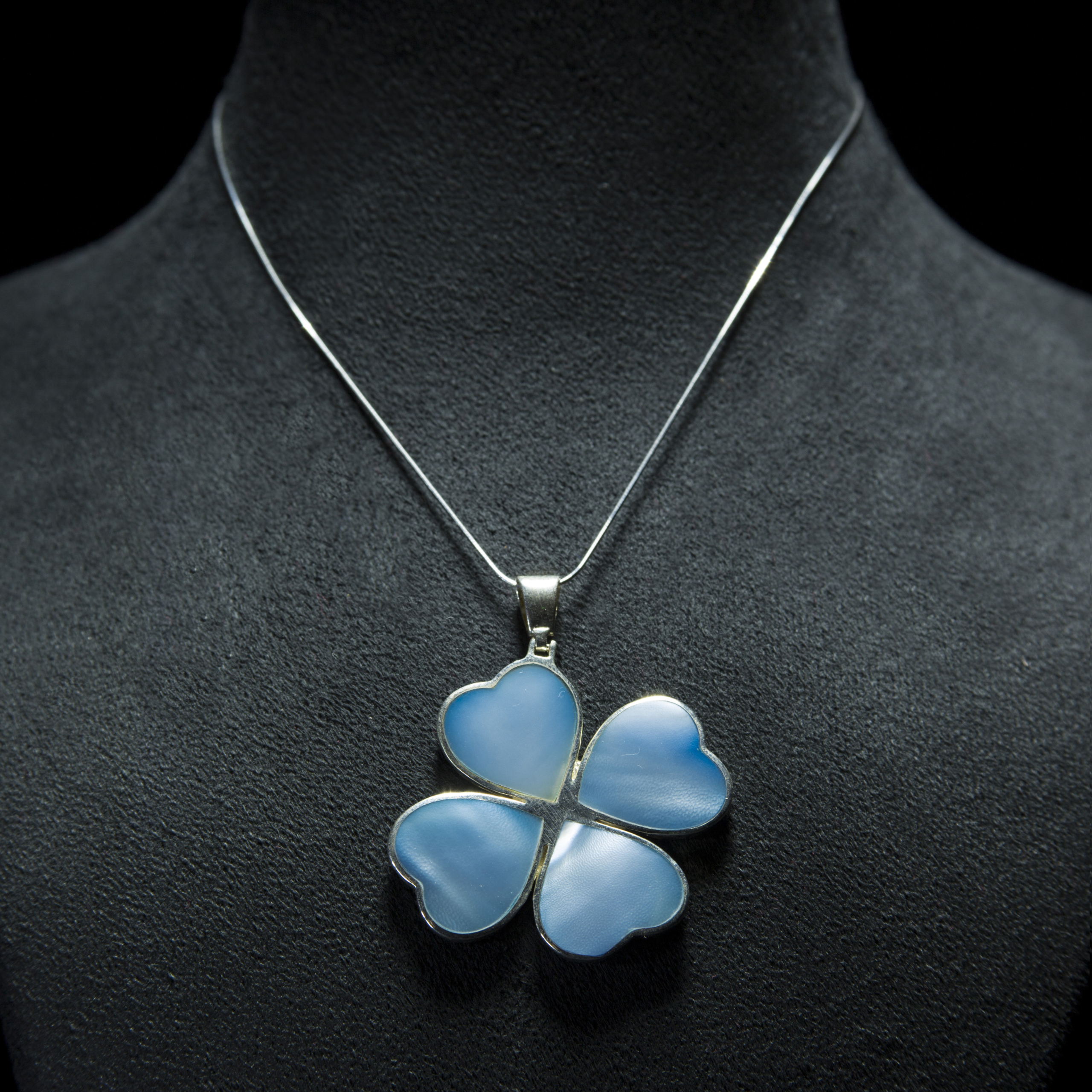 Heart-Shaped Flower - Mother of Pearl Pendant