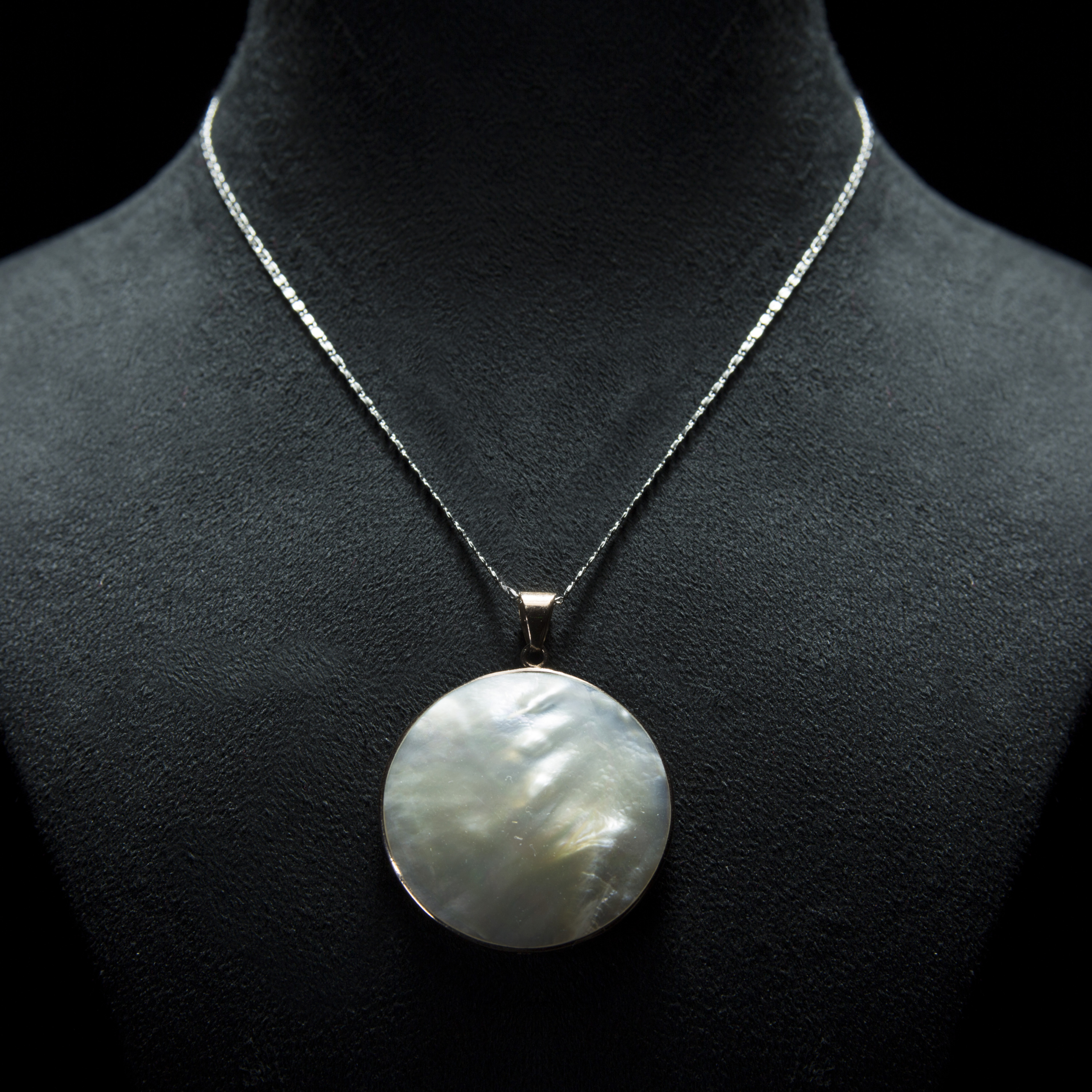 Round Flat disk Pendant - Mother of Pearl - Pendant Only