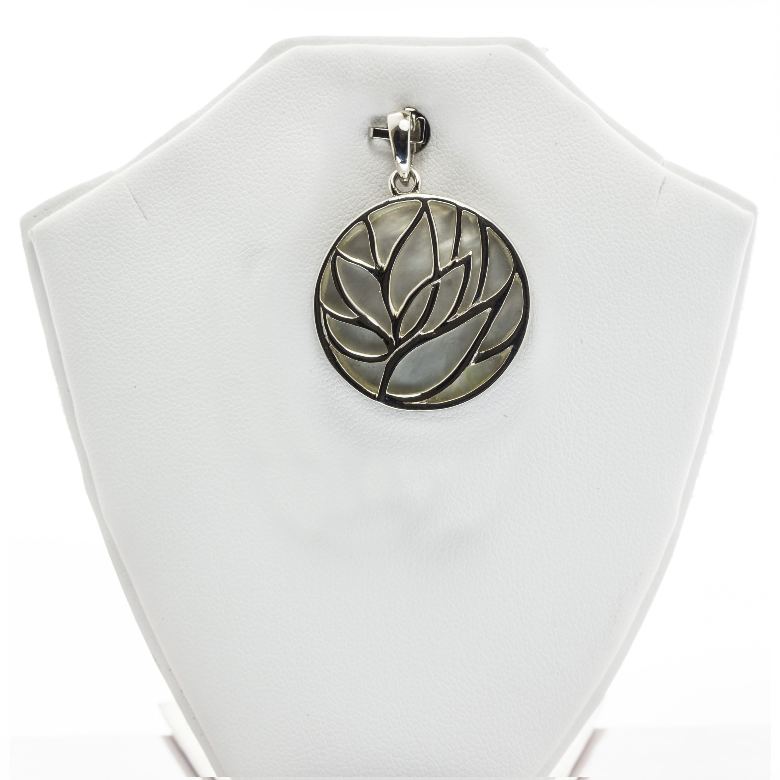 Round leaf Pattern Engraved Mother of Pearl Fine Silver Pendant