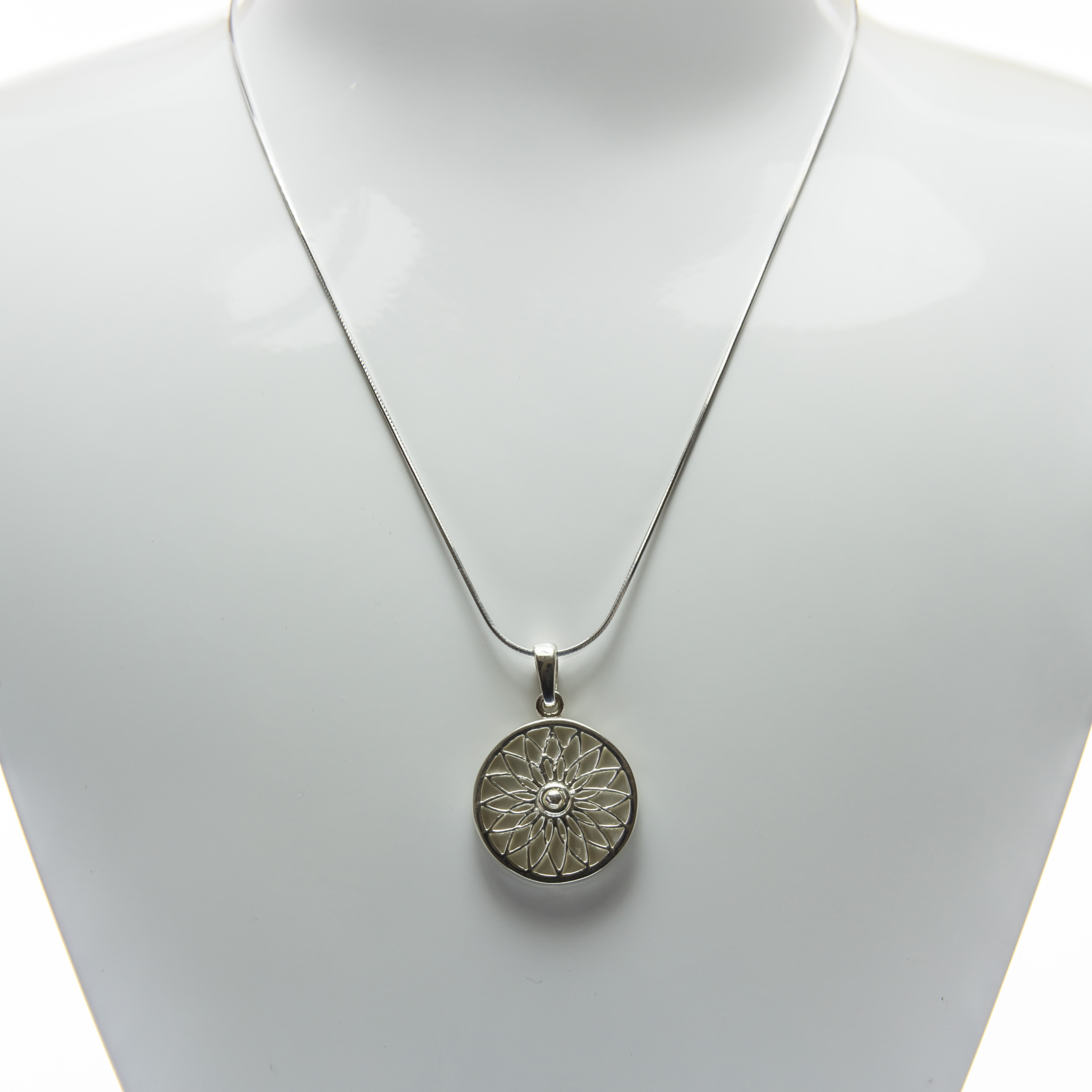 Round Floral Pattern Engraved Mother of Pearl Fine Silver Pendant