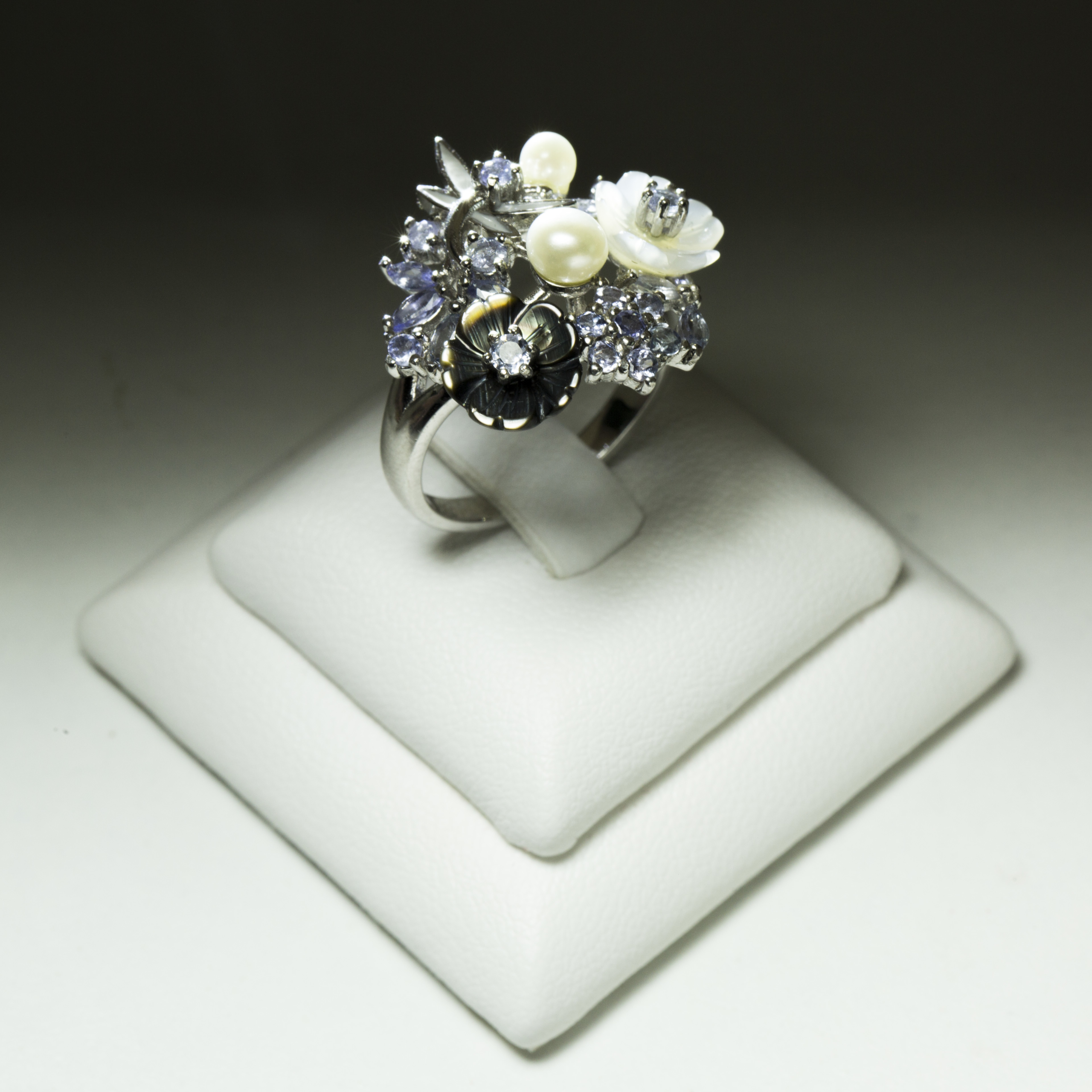 Floral Natural Gem Stone studded Mother of Pearl with Pearl Fine Silver Ring