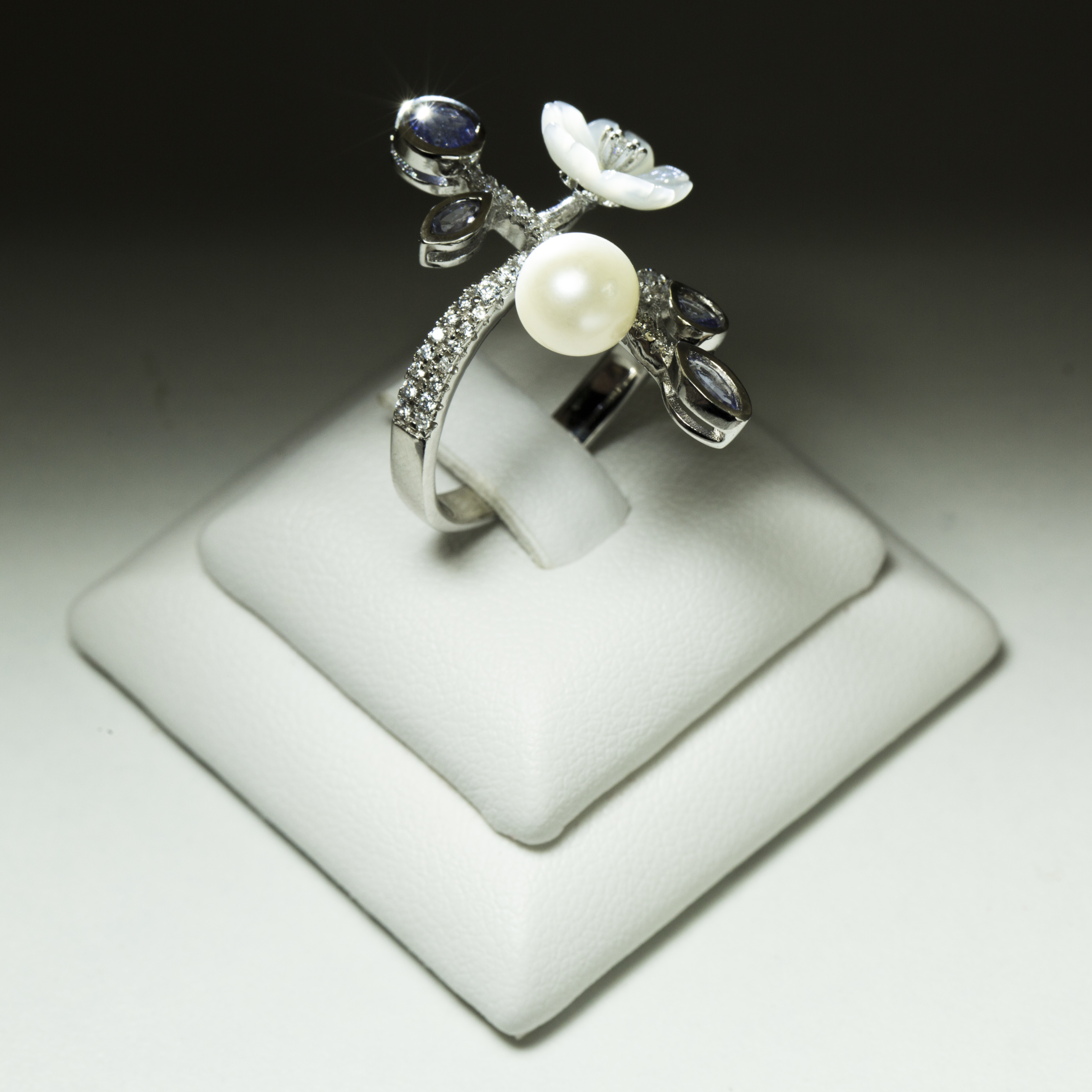 Stem Floral Natural Gem Stone  studded Mother of Pearl & Pearl Fine Silver Ring